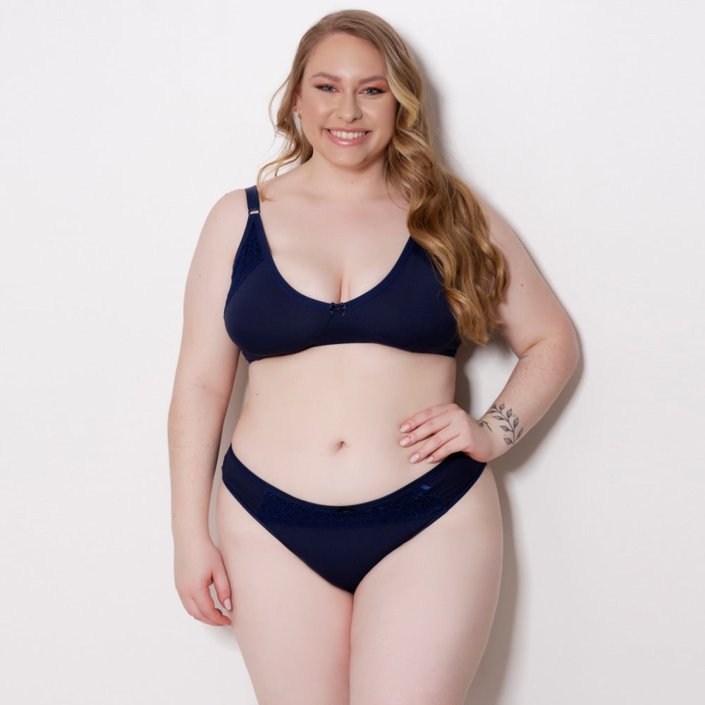 Conjunto Plus Size sem Bojo em Microfibra e Renda