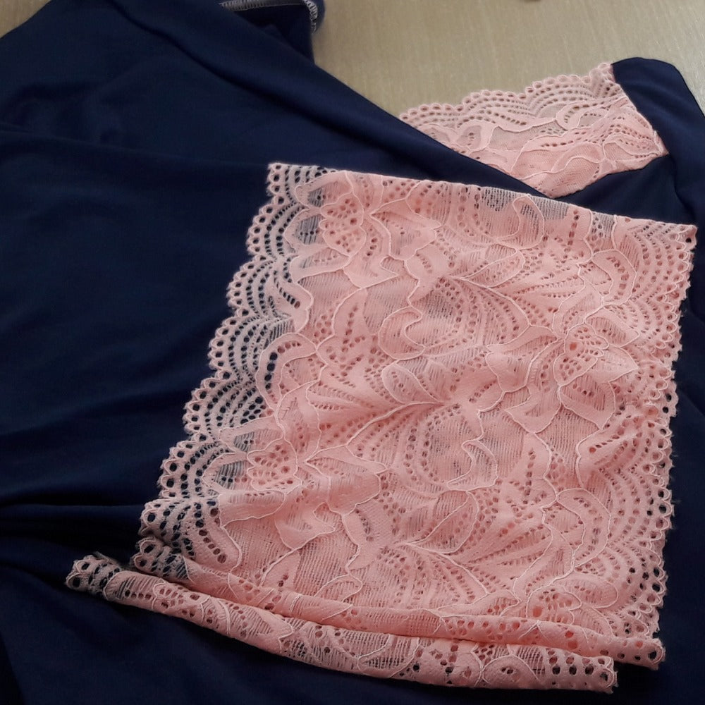 Robe Melina em Microfibra e Detalhe em Renda